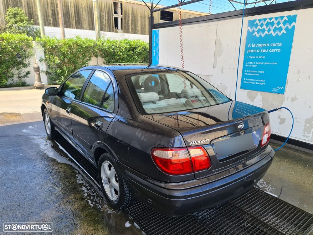 Nissan Almera 1.5 Comfort ABS - 3