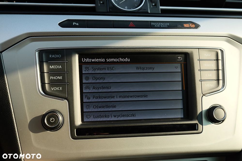 Volkswagen Passat 2.0 TDI BMT Comfortline - 33