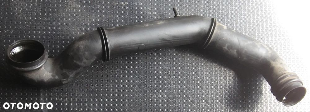 przewód filtra powietrza VOLVO V70 XC90 2.5 30645292 - 1