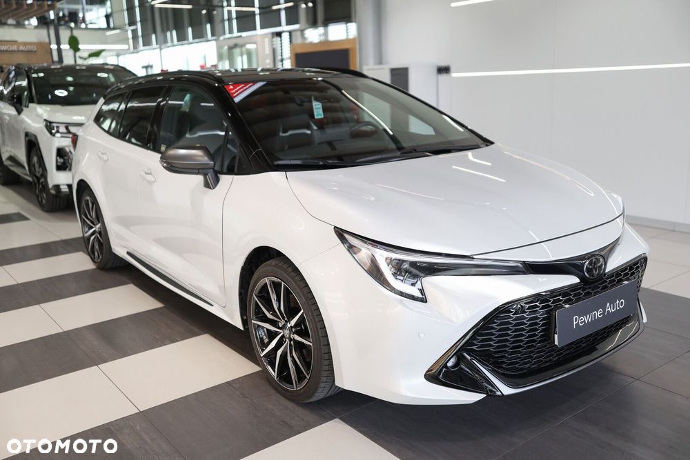 Toyota Corolla 2.0 Hybrid GR Sport Dynamic - 2