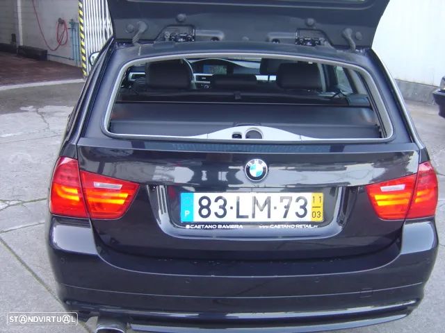 BMW 318 d Touring Auto - 14