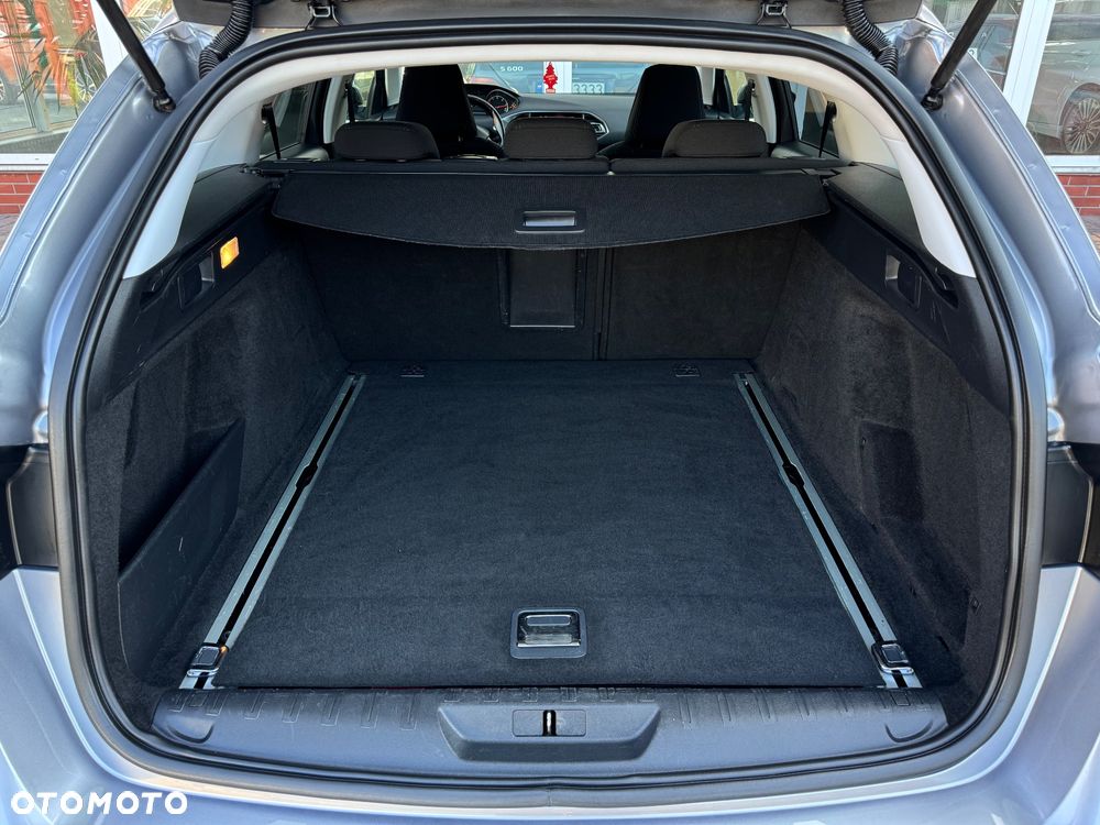 Peugeot 308 BlueHDi FAP 150 EAT6 Stop & Start Allure - 24