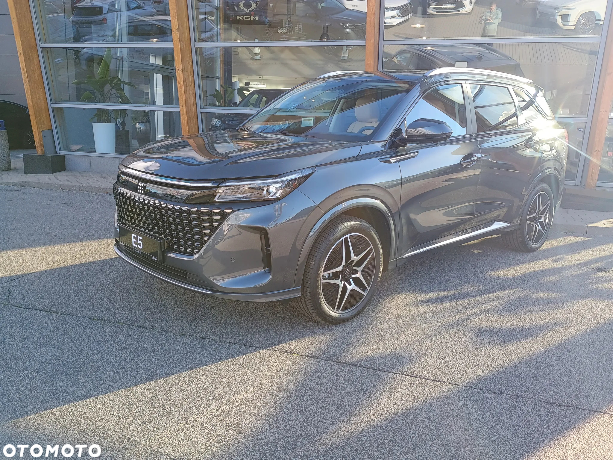 DFSK e5 1.5 PHEV Prestige E-CVT - 2