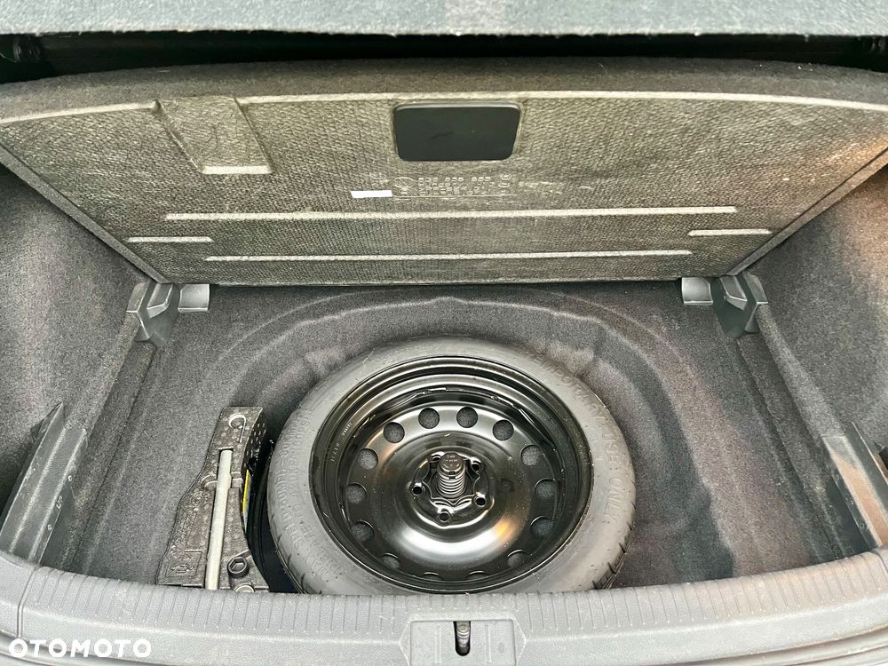 Volkswagen Golf 1.6 TDI (BlueMotion Technology) Comfortline - 15