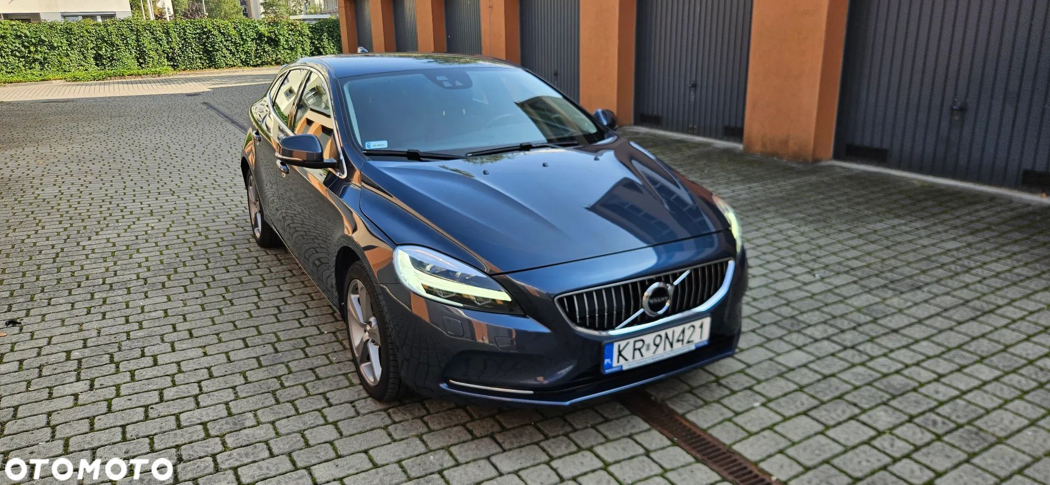 Volvo V40 D3 Drive-E Momentum - 1