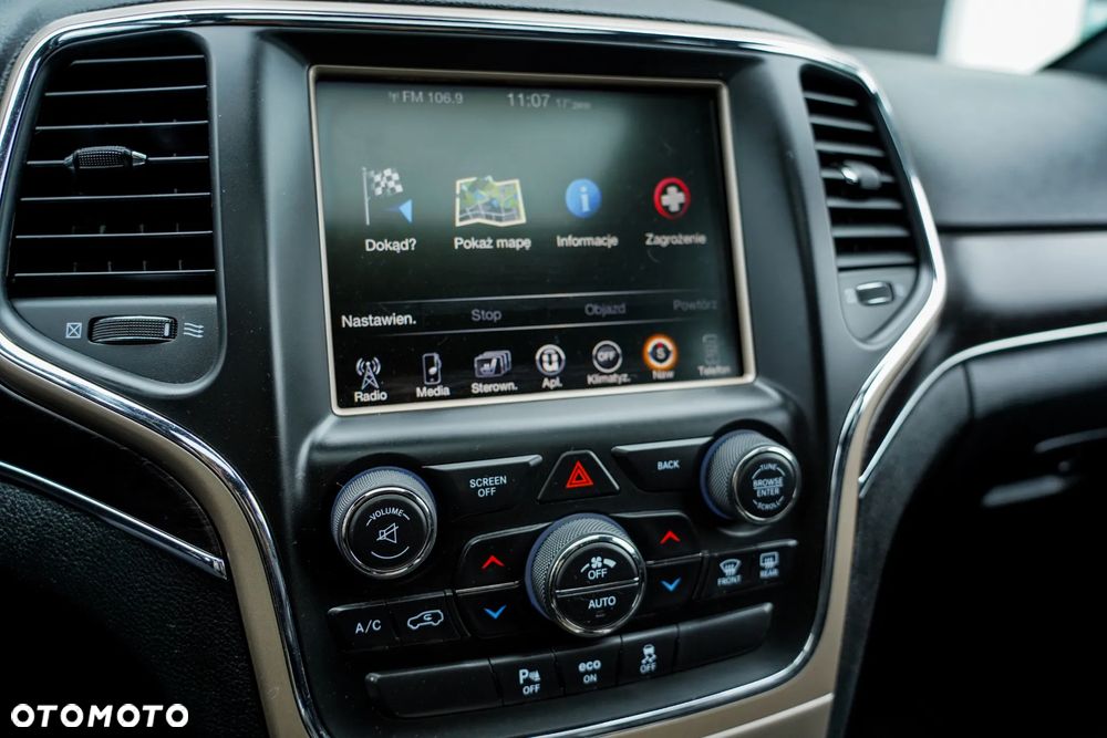 Jeep Grand Cherokee - 14