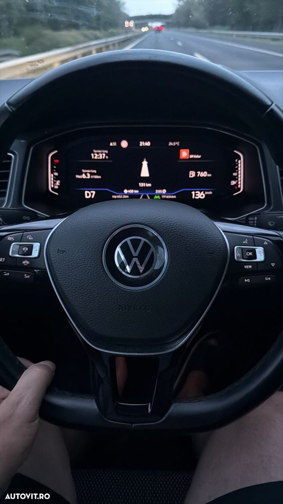 Volkswagen T-Roc 2.0 TDI SCR DSG Life - 37