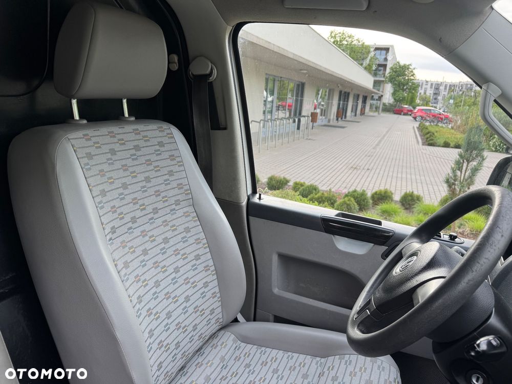 Volkswagen Transporter - 31