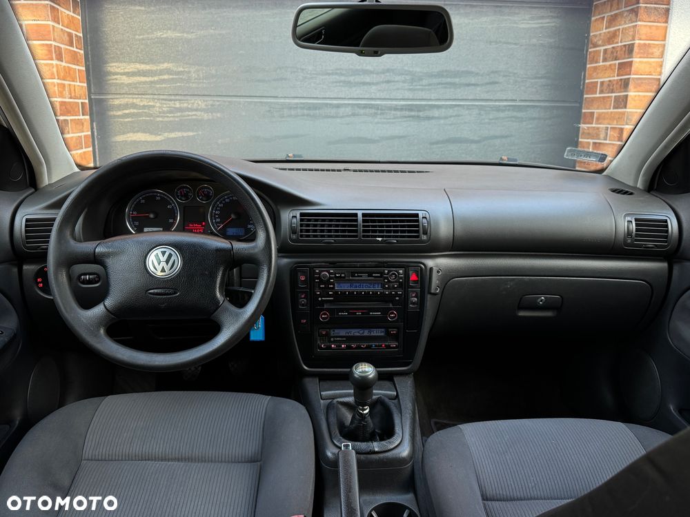 Volkswagen Passat - 6