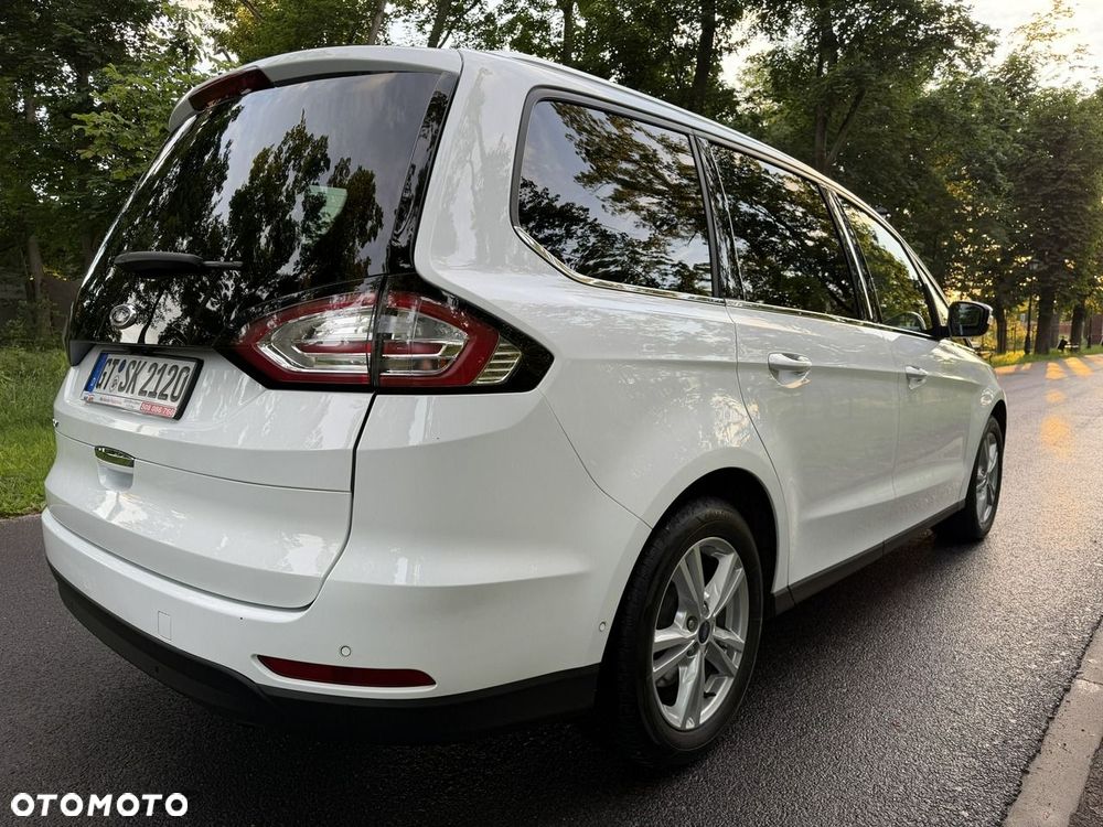 Ford Galaxy - 10