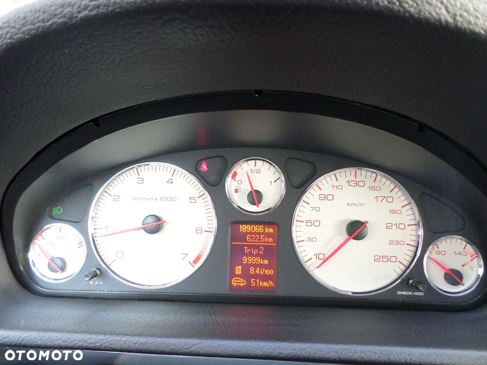 Peugeot 407 140 JBL - 37