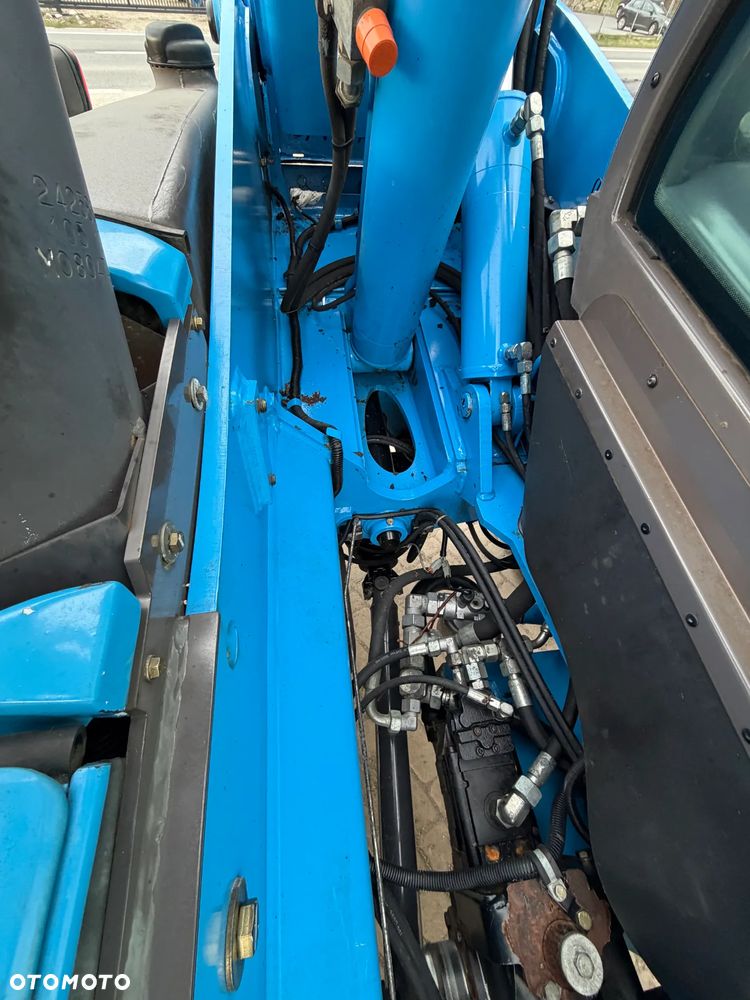 Manitou MT932 Ładowarka Teleskopowa dźwig wózek 9m. UDŹWIG 3,2 tony. Przebieg 2760 MTG jak Nowa z SALONU 2014rok z Norwegii z Gospodarstwa rolnego. Silnik PERKINS 100km. Serwisy w Dekra! Widły i łyżka. Ani deka luzu czy wycieku. OKAZJA! Jazda REWERS + 4 biegi. Skręt 3 tryby. - 29