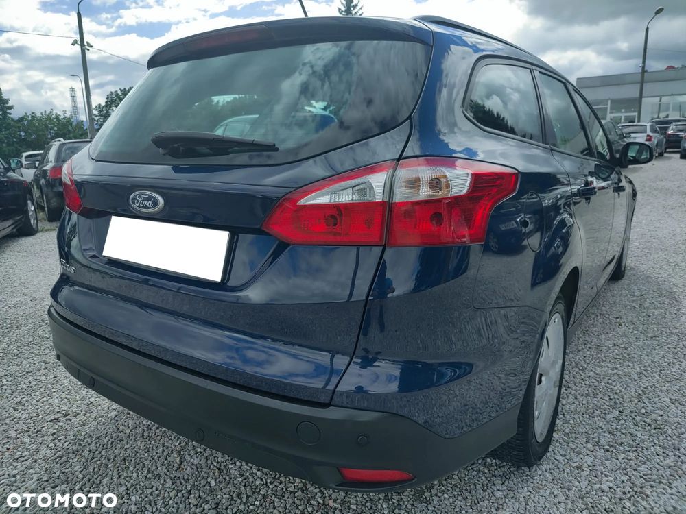 Ford Focus - 13