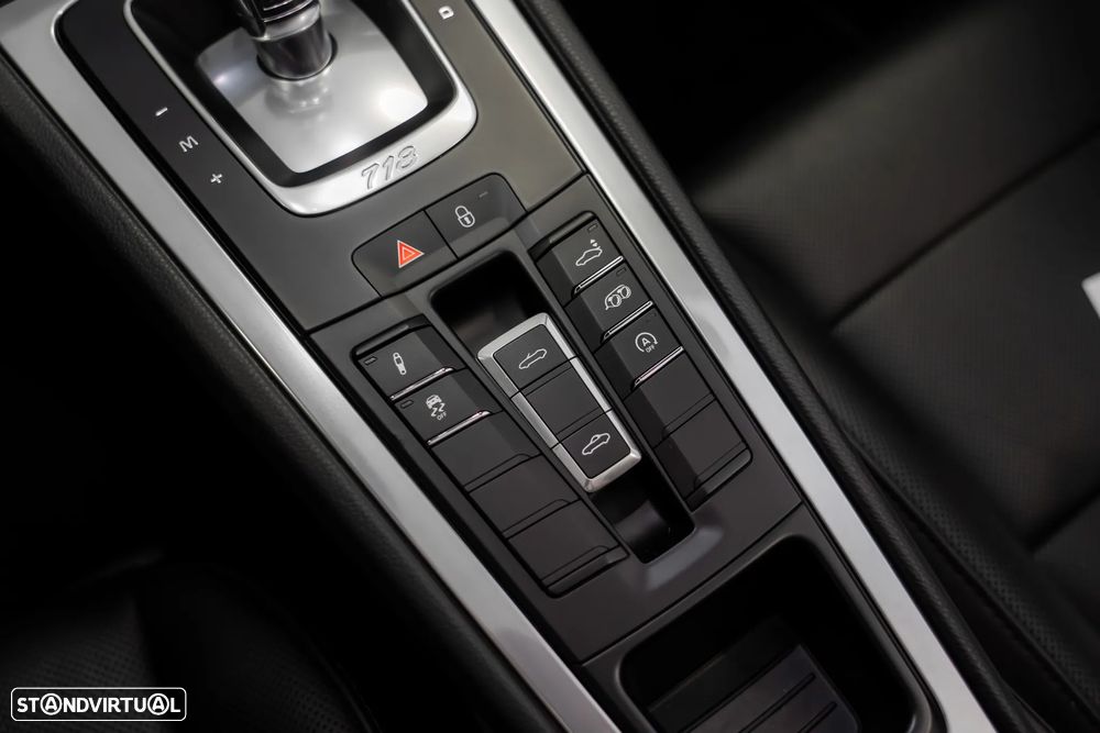 Porsche 718 Boxster 2.0 PDK - 22