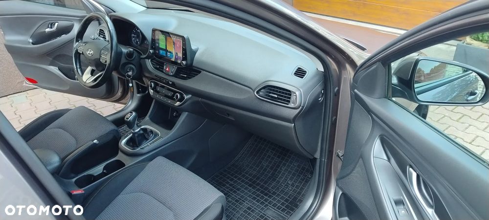 Hyundai i30 1.5 DPI Comfort - 6
