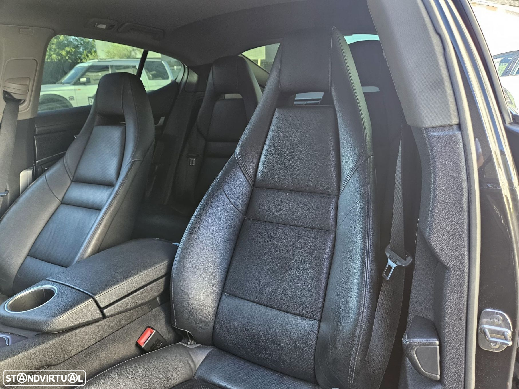 Porsche Panamera Standard - 44