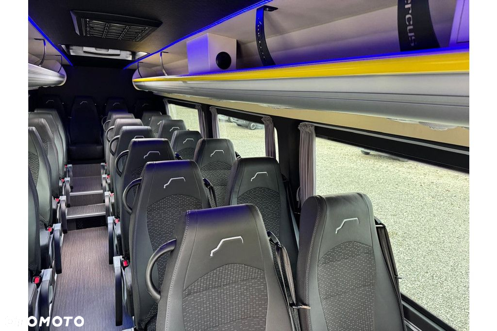 Mercedes-Benz Sprinter 519 - 24