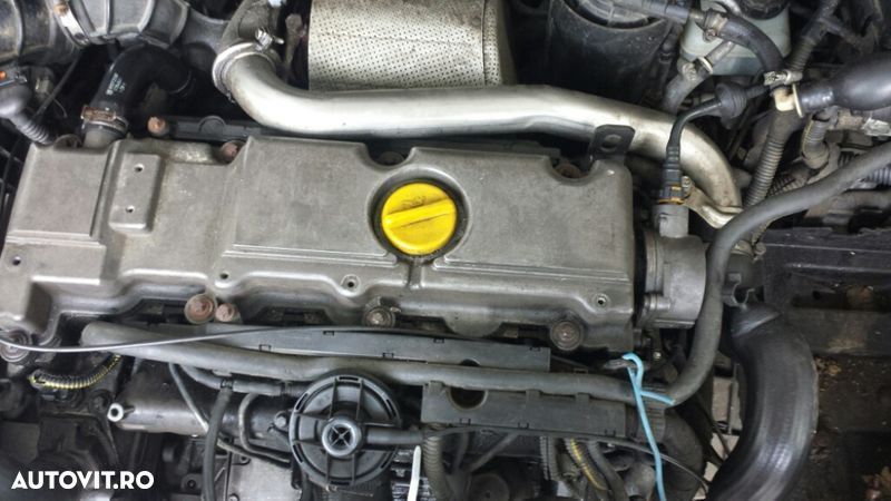 Dezmembram Opel Zafira 2.0 - 5