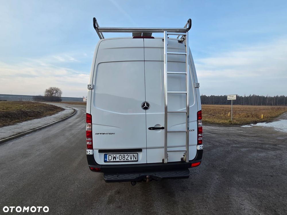 Mercedes-Benz SPRINTER - 4