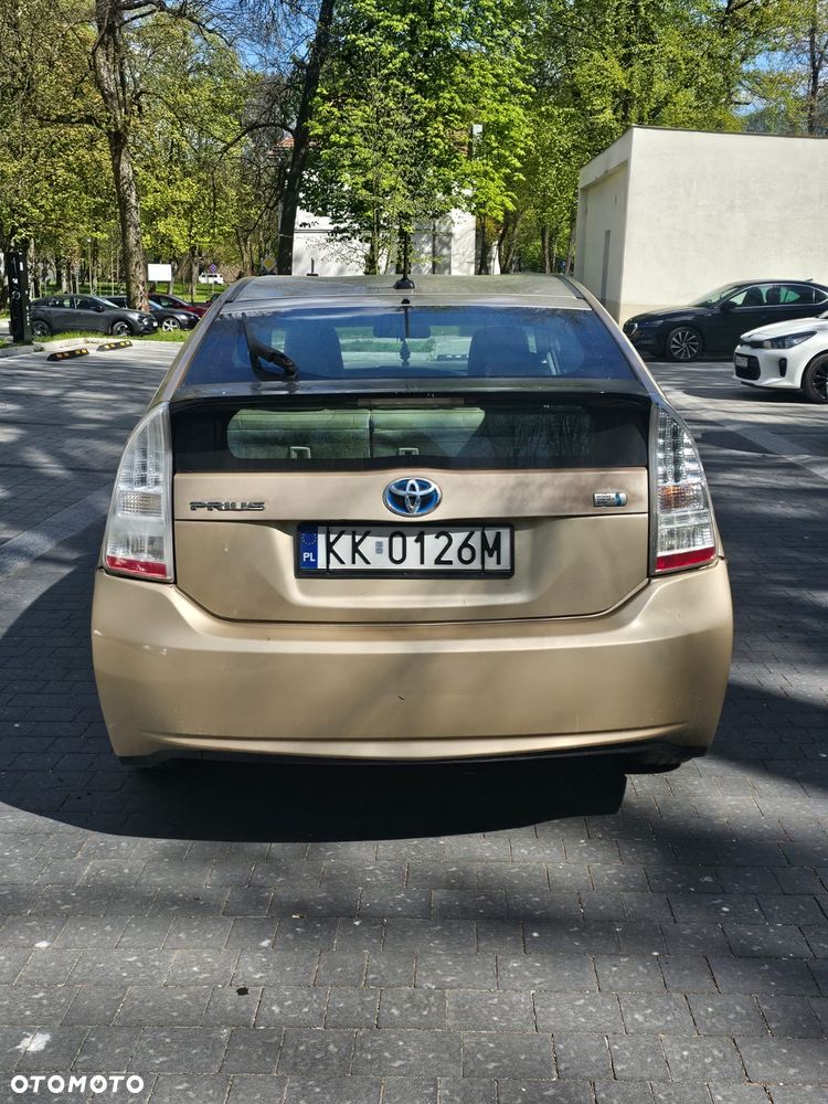 Toyota Prius 1.5 VVT-i Sol - 2