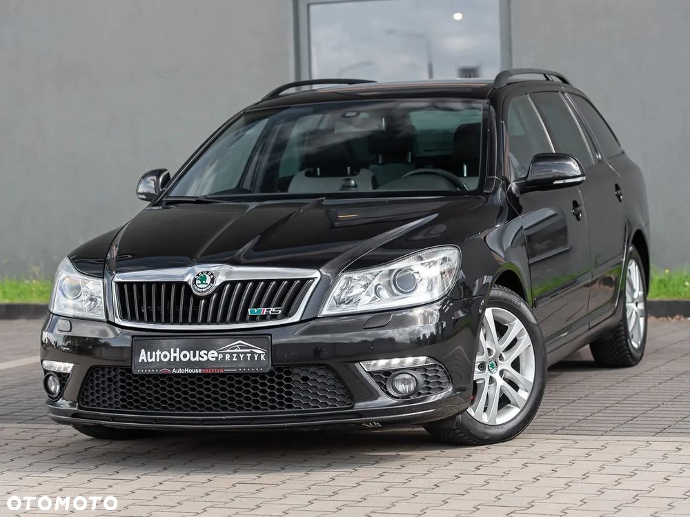 Skoda Octavia 2.0 TSI DSG RS - 2