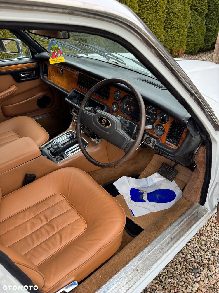 Jaguar Daimler - 9
