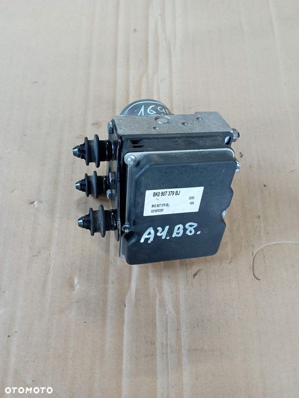 AUDI A4 B8 2.0 TDI POMPA ABS 8K0614517E - 3