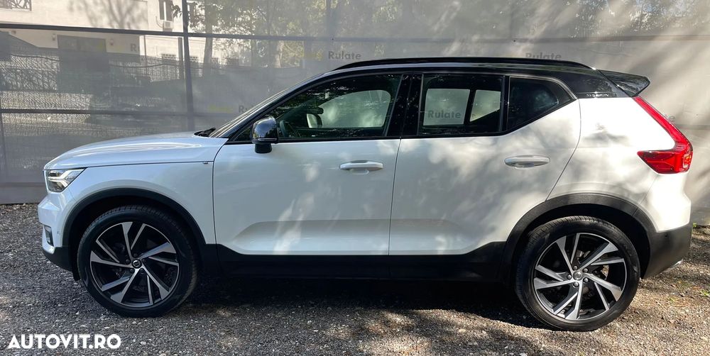 Volvo XC 40 T5 AWD R-Design - 4