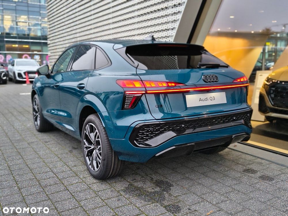 Audi Q3 Sportback - 3