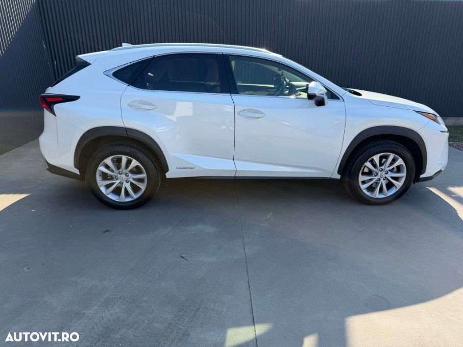 Lexus Seria NX 300h AWD Business - 7