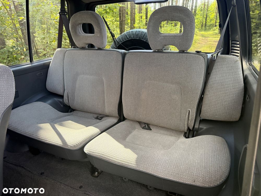 Mitsubishi Pajero - 19