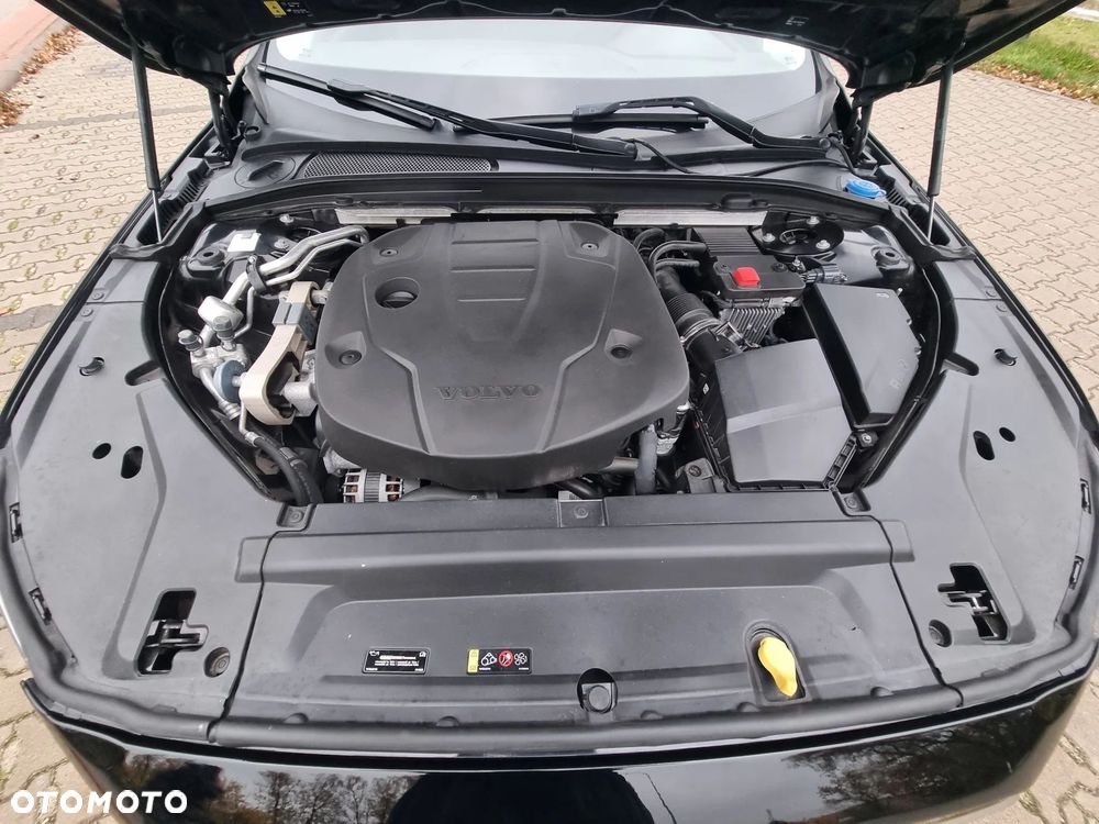 Volvo V90 D4 Geartronic Momentum Pro - 38