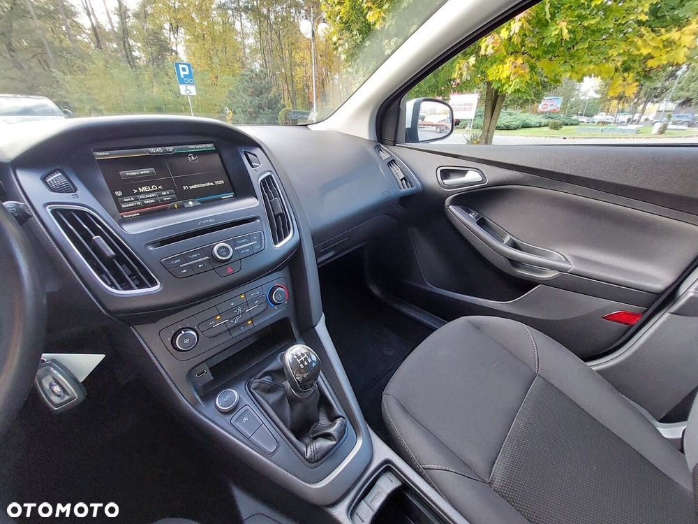 Ford Focus 1.0 EcoBoost Trend ASS - 17