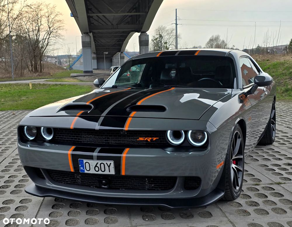 Dodge Challenger - 22