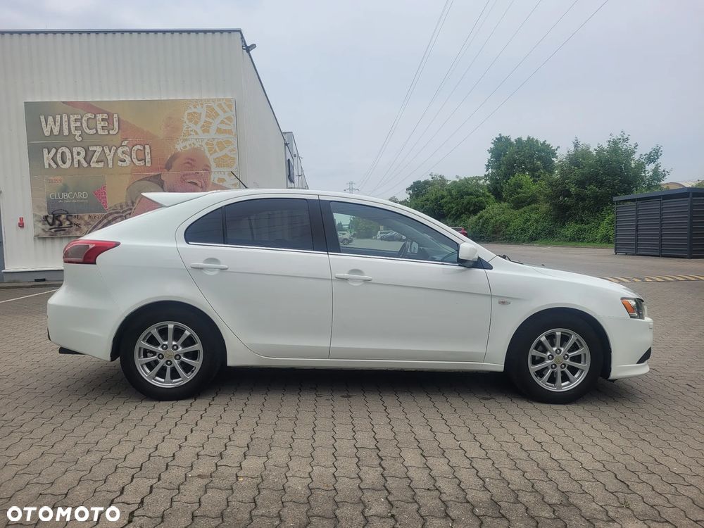 Mitsubishi Lancer Sportback 1.6 ClearTec - 5