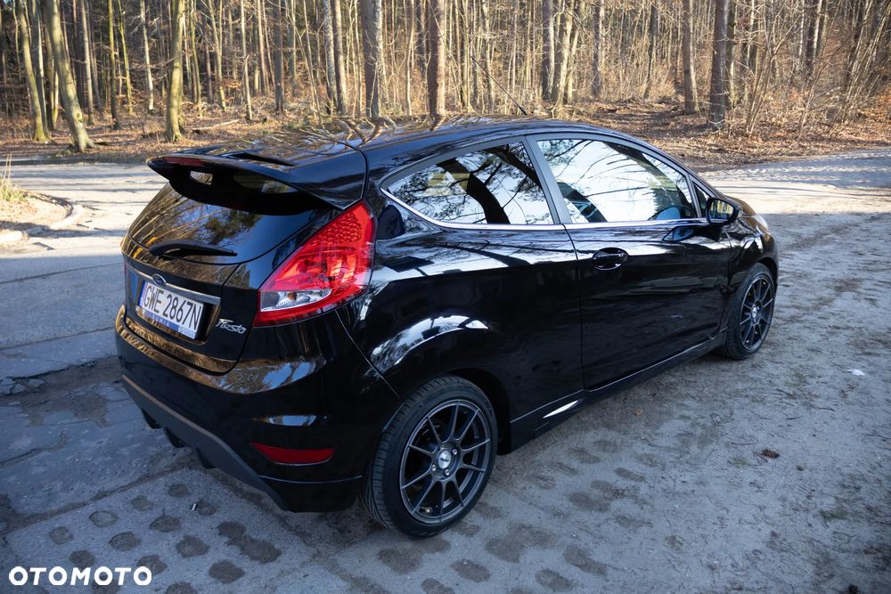 Ford Fiesta 1.6 Sport - 2