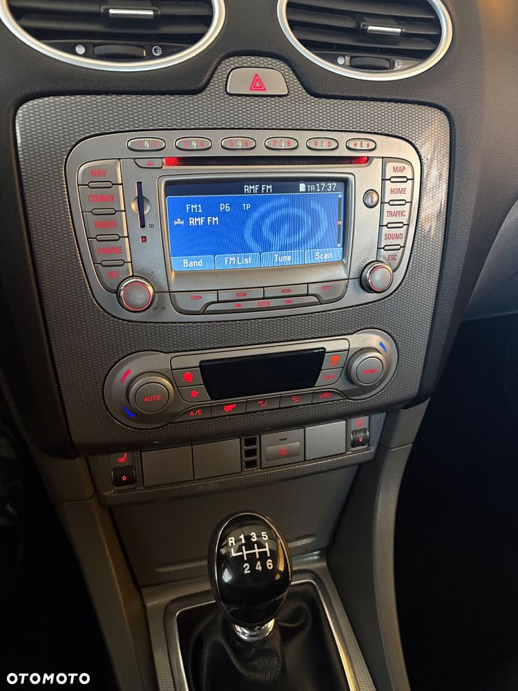 Ford Focus - 31