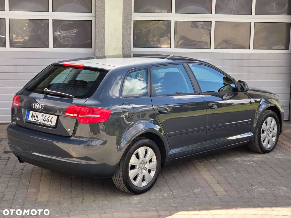 Audi A3 Sportback 1.6 Attraction - 17