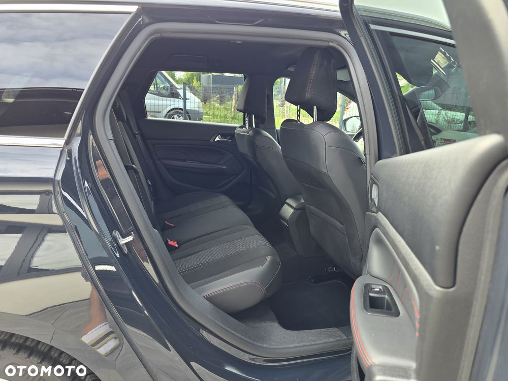 Peugeot 308 BlueHDi 150 EAT6 Stop & Start GT-Line Edition - 28