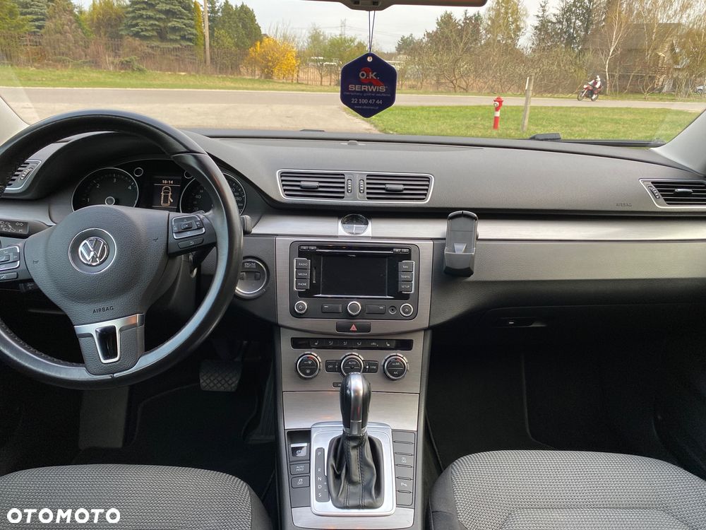 Volkswagen Passat 2.0 TDI DSG BlueMotion Technology Comfortline - 28