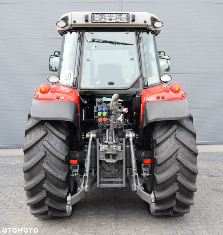 Massey Ferguson 5713 SL - 10
