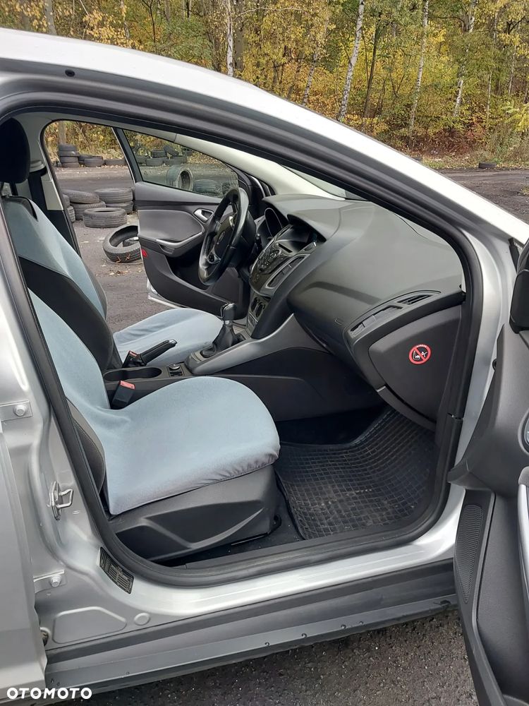 Ford Focus - 10