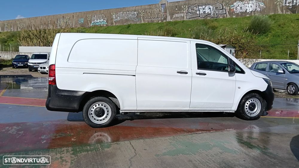 Mercedes-Benz 111 CDI - 4