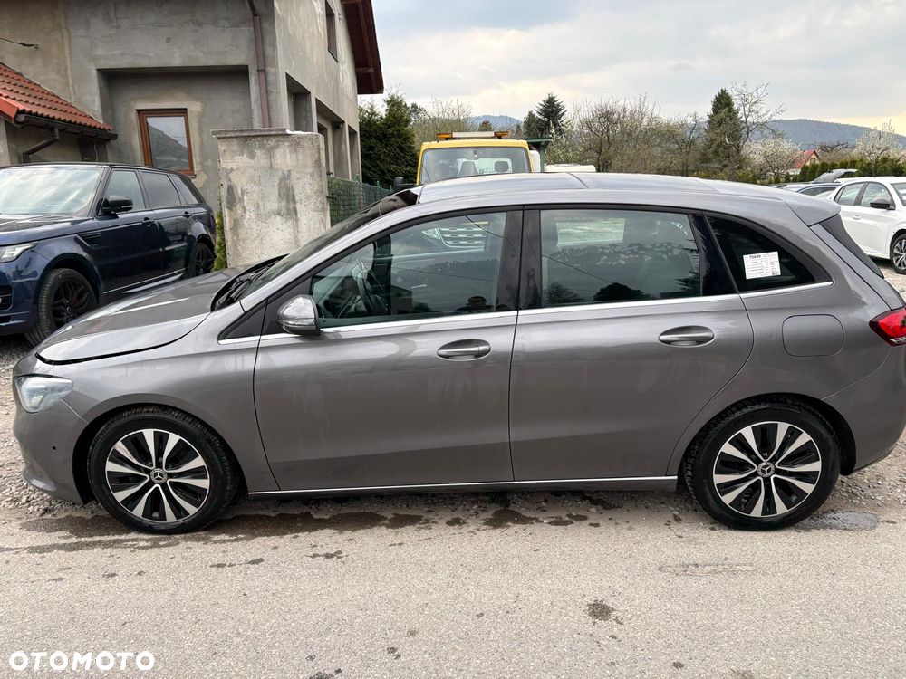 Mercedes-Benz Klasa B 180 7G-DCT Progressive - 11