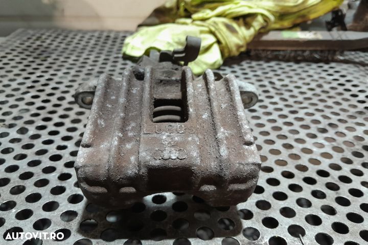 Etrier spate stanga Skoda Fabia 5J [2007 - 2010] Hatchback 1.4 TDI MT - 1