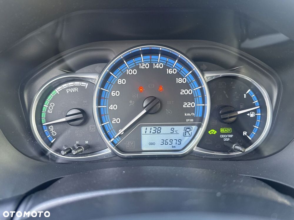 Toyota Yaris Hybrid 100 Premium - 18