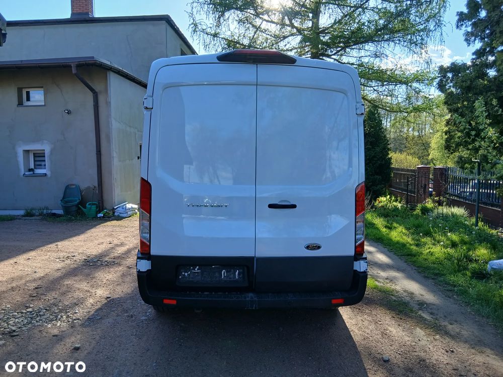 Ford Transit - 23