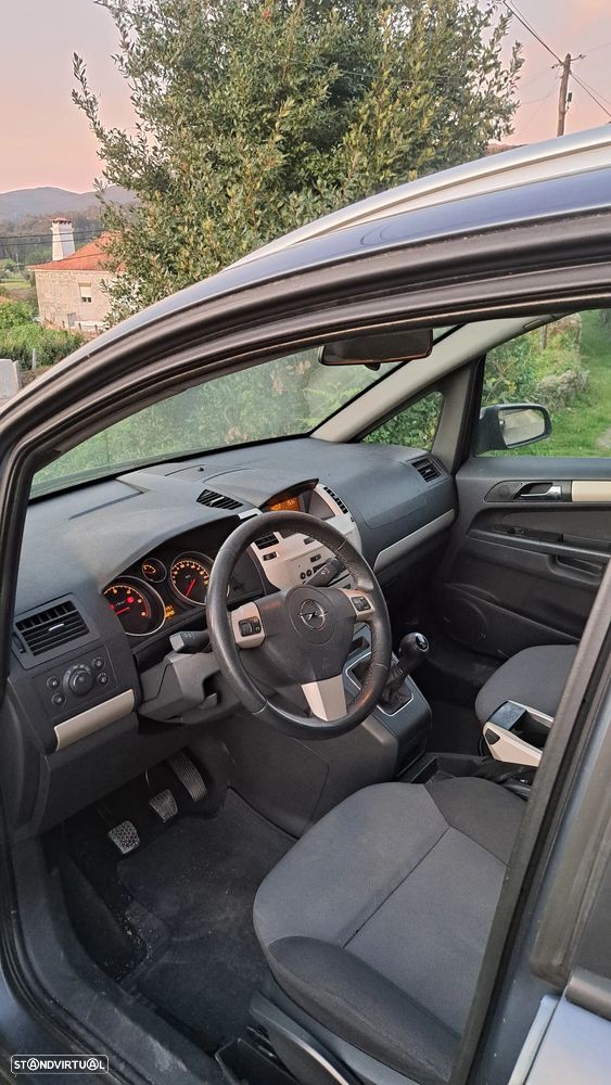 Opel Zafira 1.7 CDTI Cosmo - 8