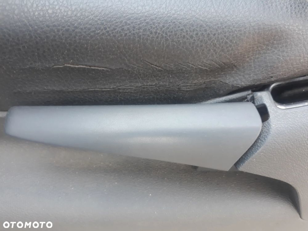 FOTEL KIEROWCY LEWY PRZÓD VOLKSWAGEN TOUAREG 7L  2006r - 9