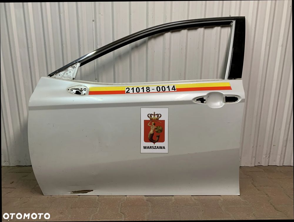 TOYOTA CAMRY VIII 2017- DRZWI LEWE PRZÓD PRZEDNIE CHROM LISTWA - 2